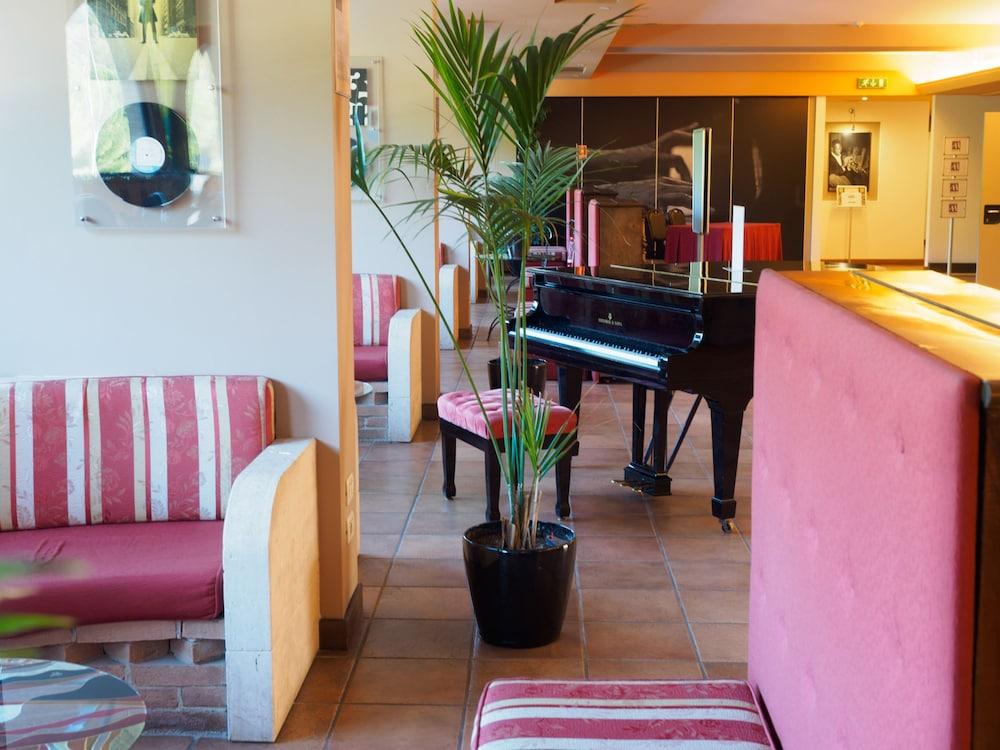 Hotel Gio Wine E Jazz Area 4*