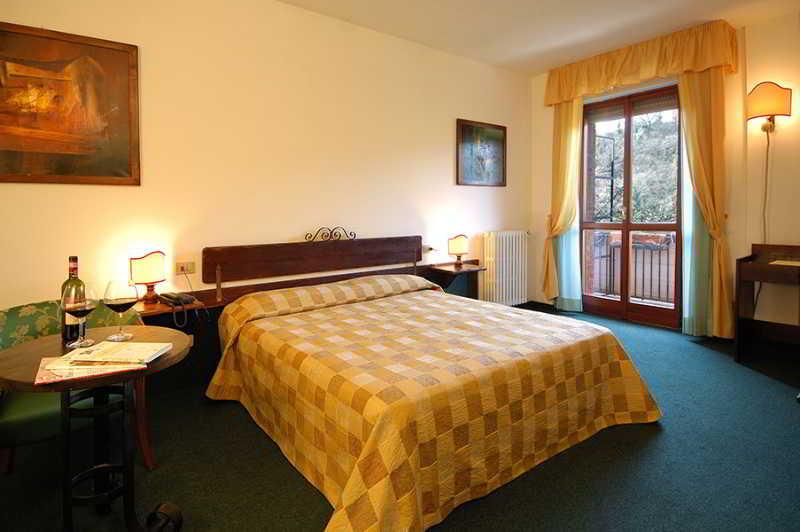 Gio Wine E Jazz Area Hotel 4*